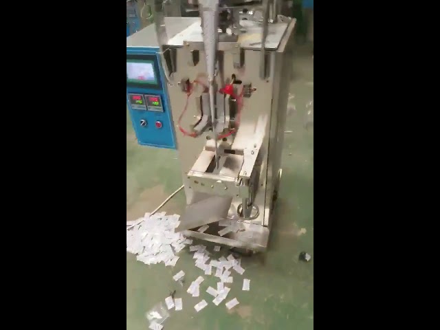 Čína dodavatel Automatické vertikální polštáře Pouch Chips kapalina Snack Packing Machine
